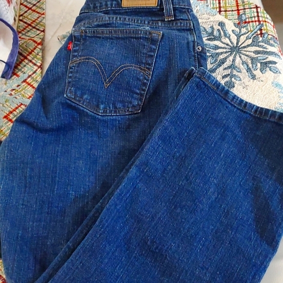 Womens 550 Levis - Picture 1 of 2